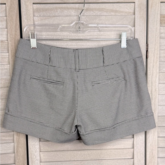 CANDIE'S Black & White Houndstooth Folded Hem Shorts-3 - Picture 2 of 3